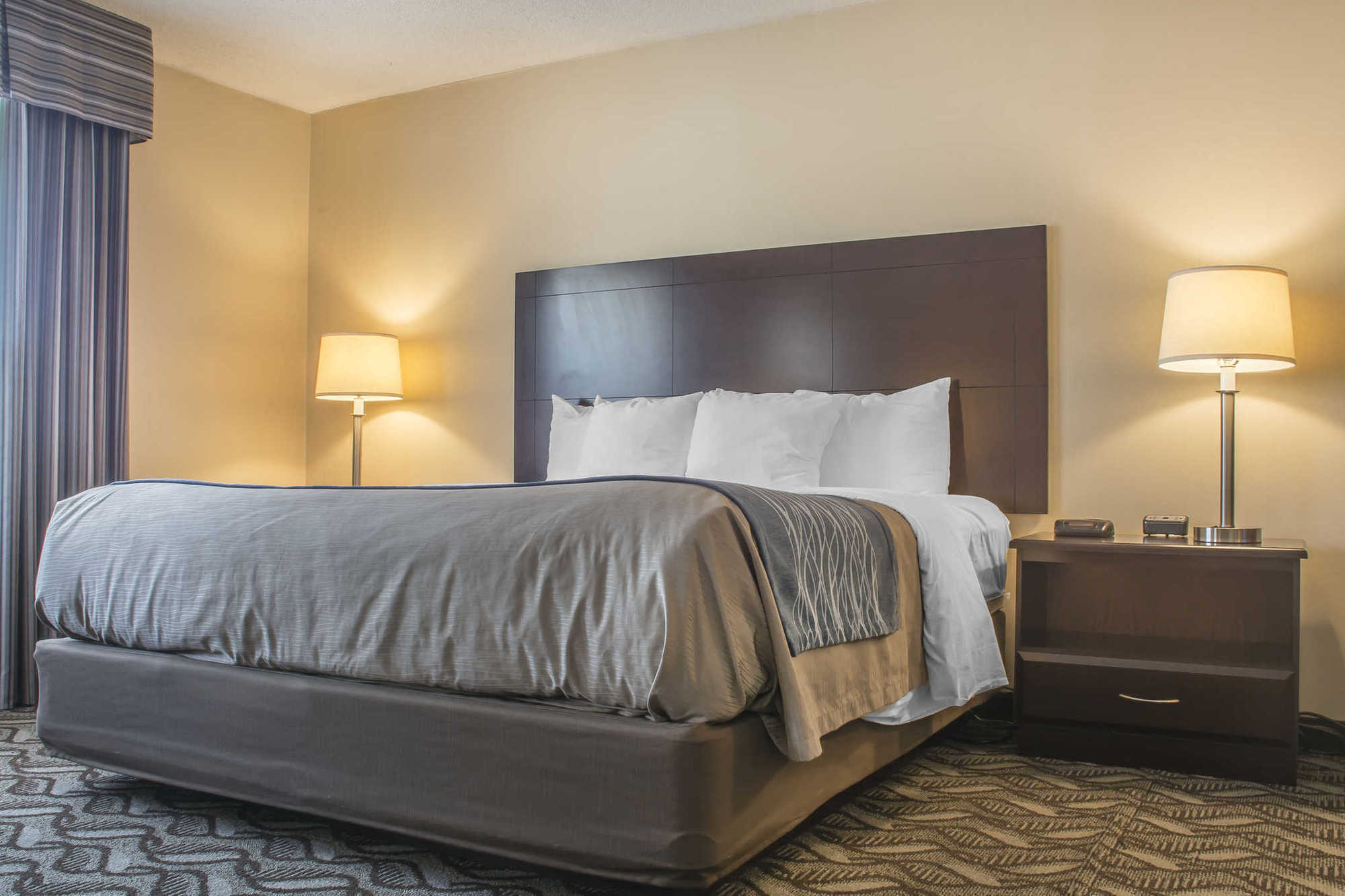 Comfort Inn & Suites Ambassador Bridge Windsor Camera foto